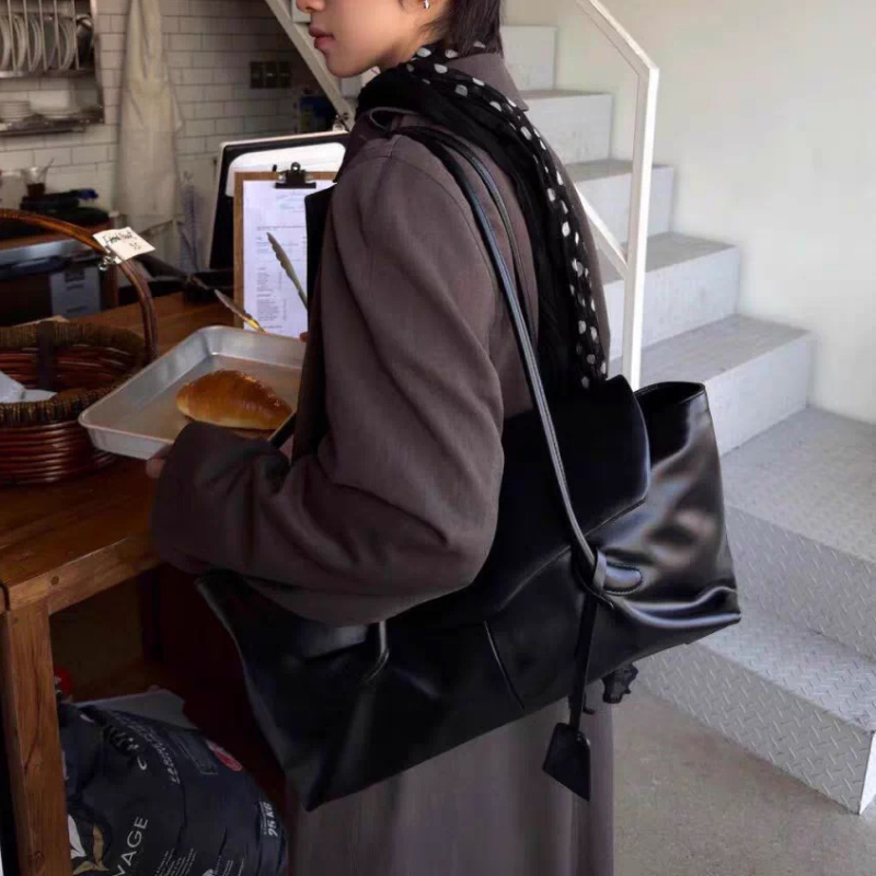 Sacs à bandoulière Hobo grande - Leatherwork Designs avis et prix